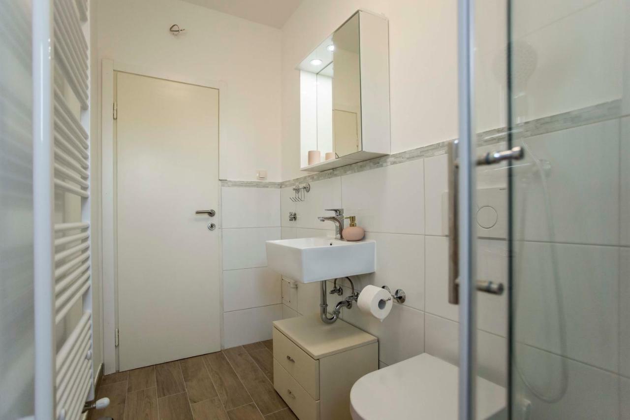 With Terrace And Parking Apartment Rovinj